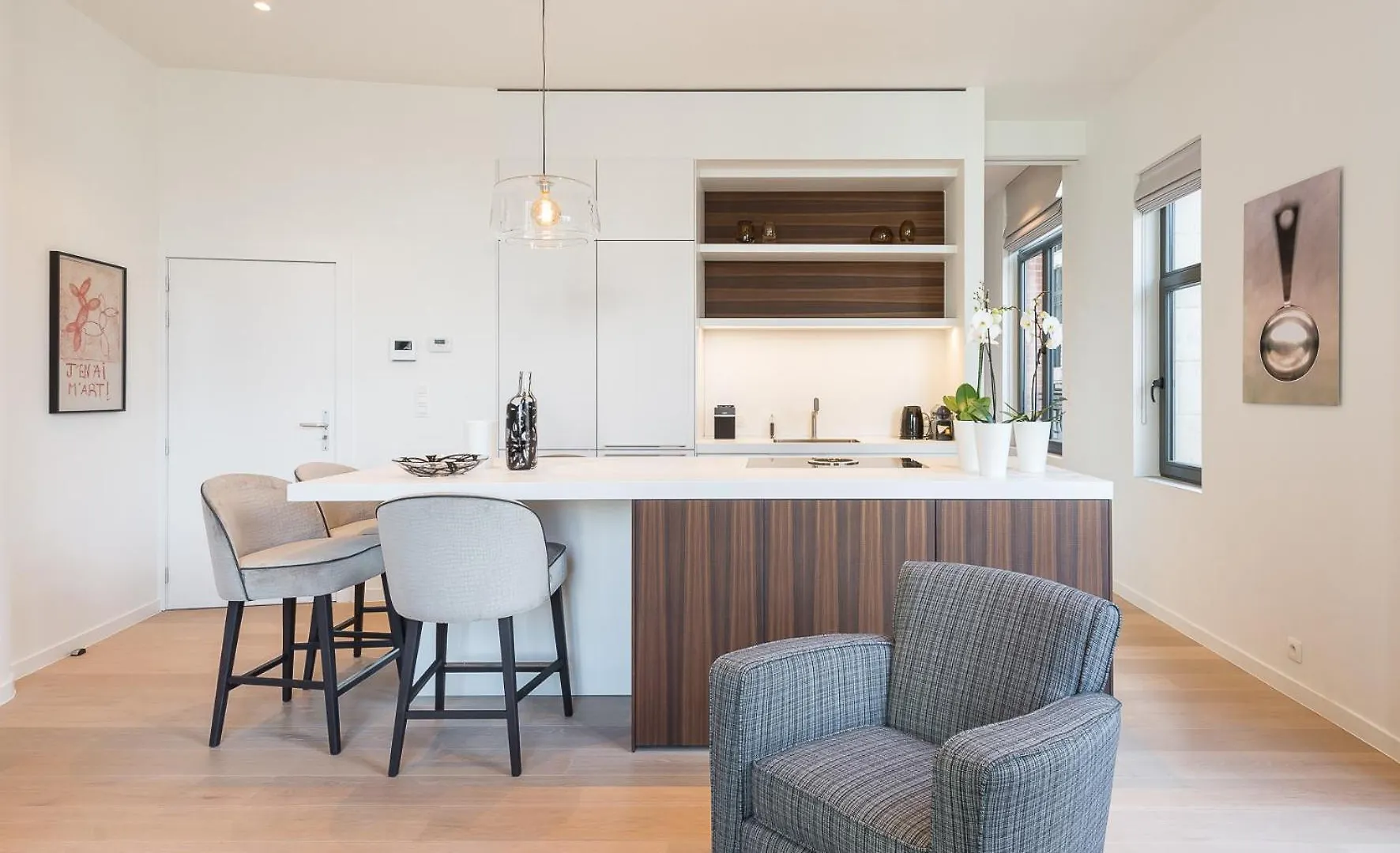Brussels Splendor Suites 0*,